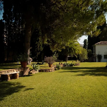 7,000 Sqm Luxurious Villa With Panoramic Sea Views Multiple Gardens & Two Pools Вилла Бенальмадена