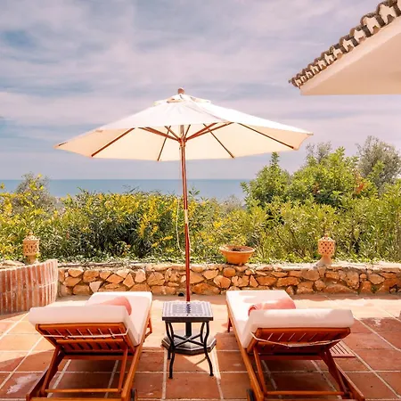 7,000 Sqm Luxurious Villa With Panoramic Sea Views Multiple Gardens & Two Pools Вилла Бенальмадена