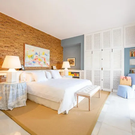 7,000 Sqm Luxurious Villa With Panoramic Sea Views Multiple Gardens & Two Pools Вилла *
